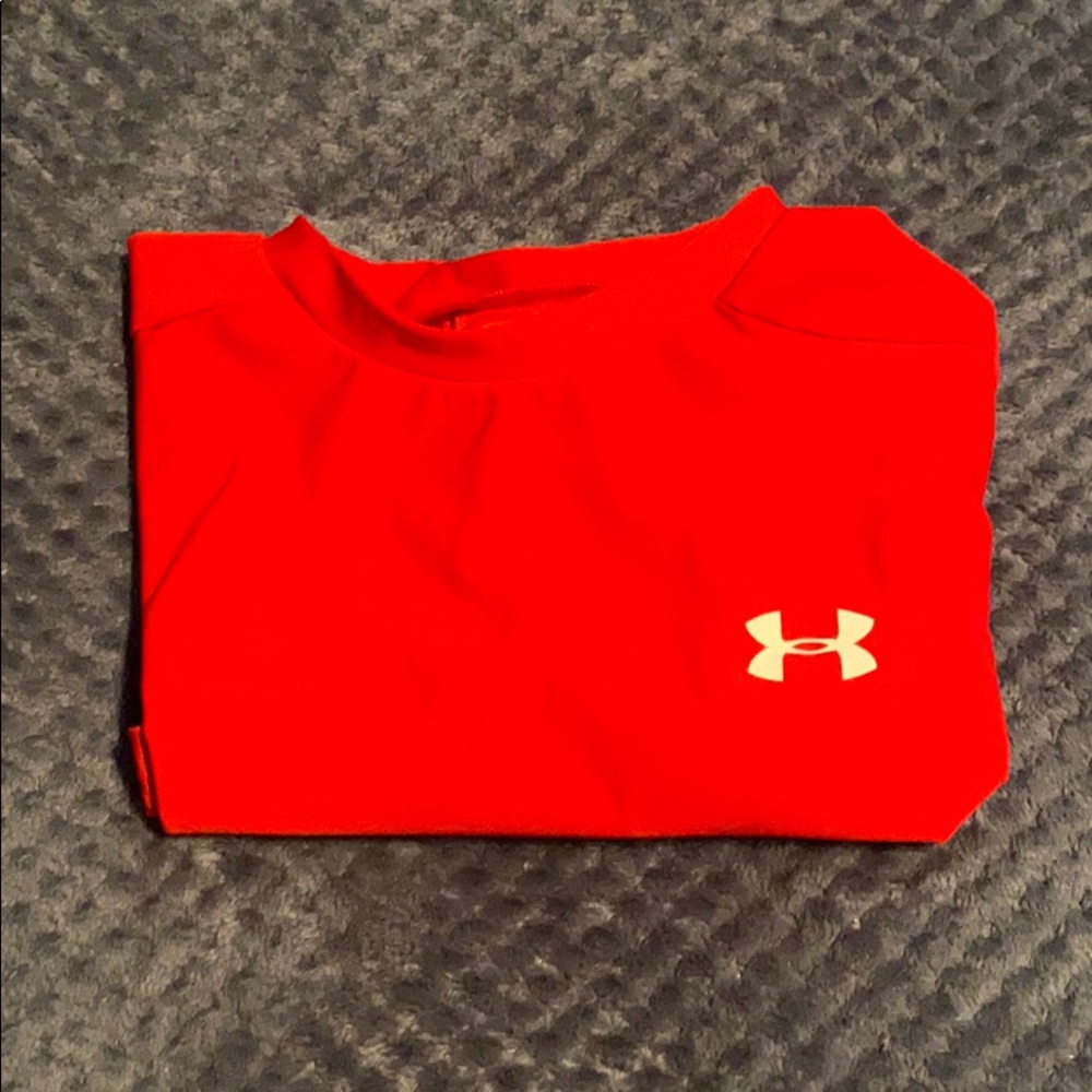 Youth XL Under Armour Athletic Shirt